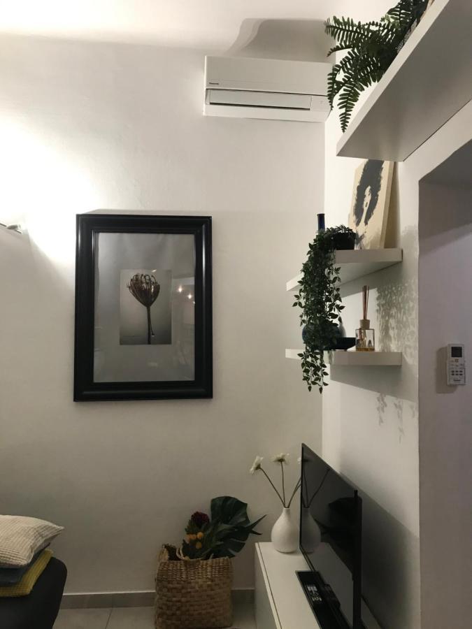 Casa Tibaldi - Bocconi Lägenhet Milano Exteriör bild