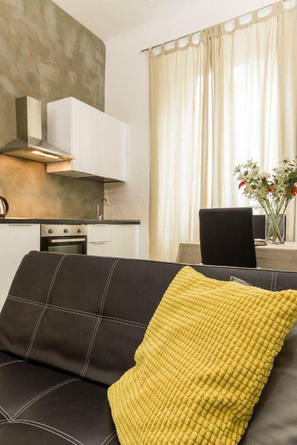 Casa Tibaldi - Bocconi Lägenhet Milano Exteriör bild
