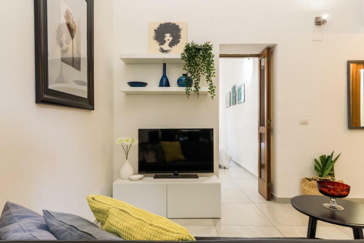 Casa Tibaldi - Bocconi Lägenhet Milano Exteriör bild